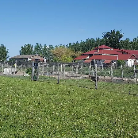 Oda ve Kahvaltı Vad Es Vizivilag Park Panzio Kisfokto *