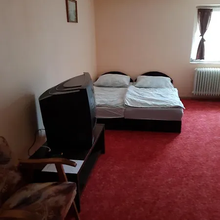 Oda ve Kahvaltı Vad Es Vizivilag Park Panzio Kisfokto